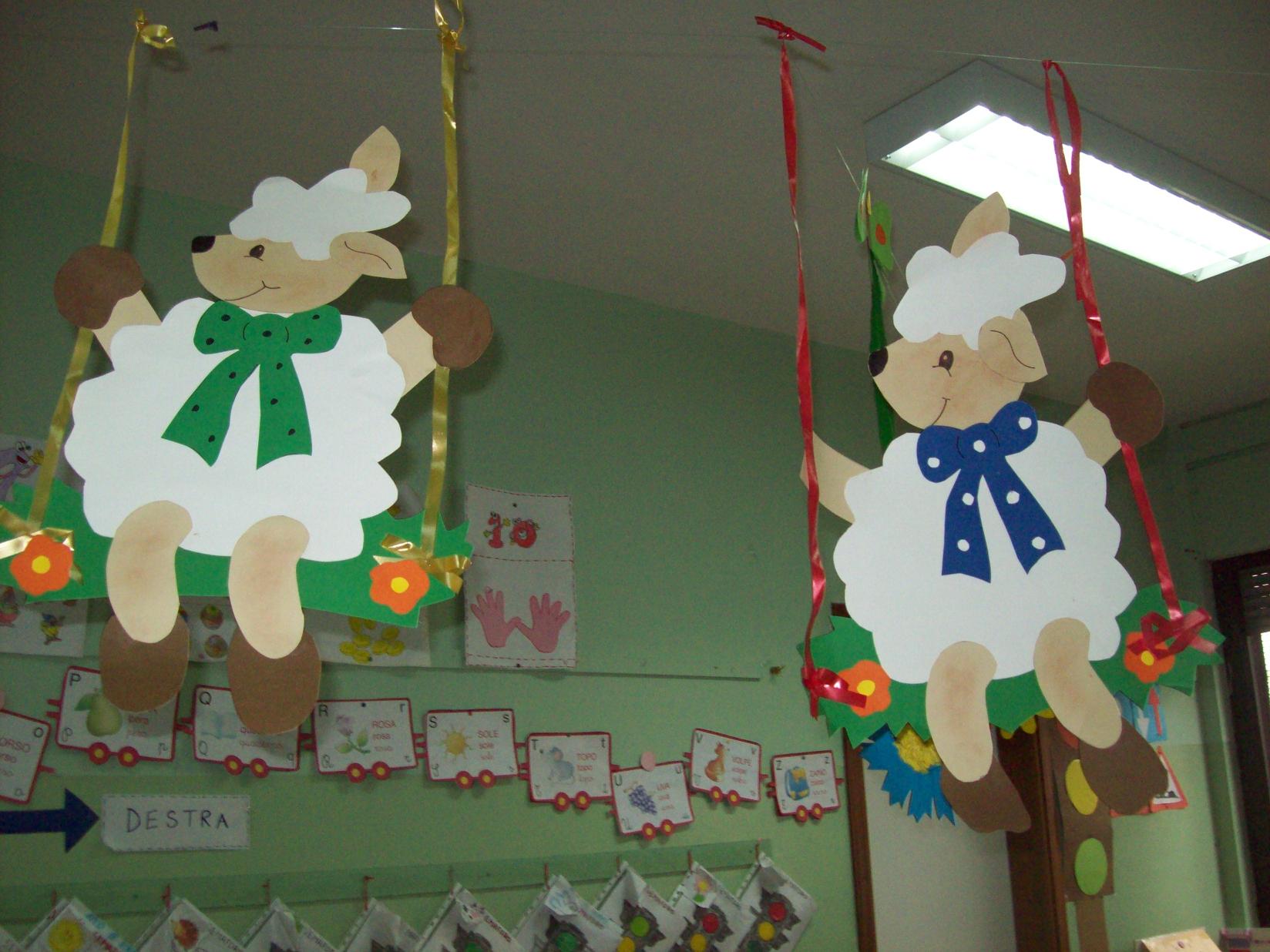 Addobbi finestre scuola infanzia primavera idee per la for Idee per decorare un aula di scuola
